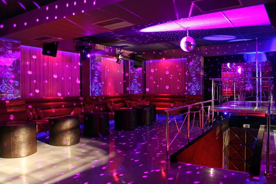 Hotel Finix Szandanszki Kültér fotó