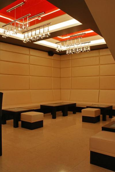 Hotel Finix Szandanszki Kültér fotó