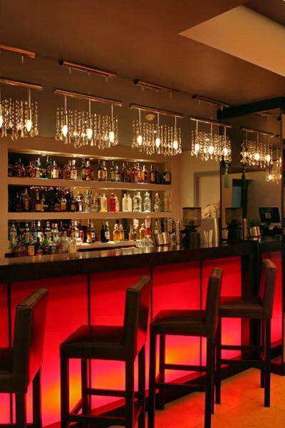 Hotel Finix Szandanszki Kültér fotó