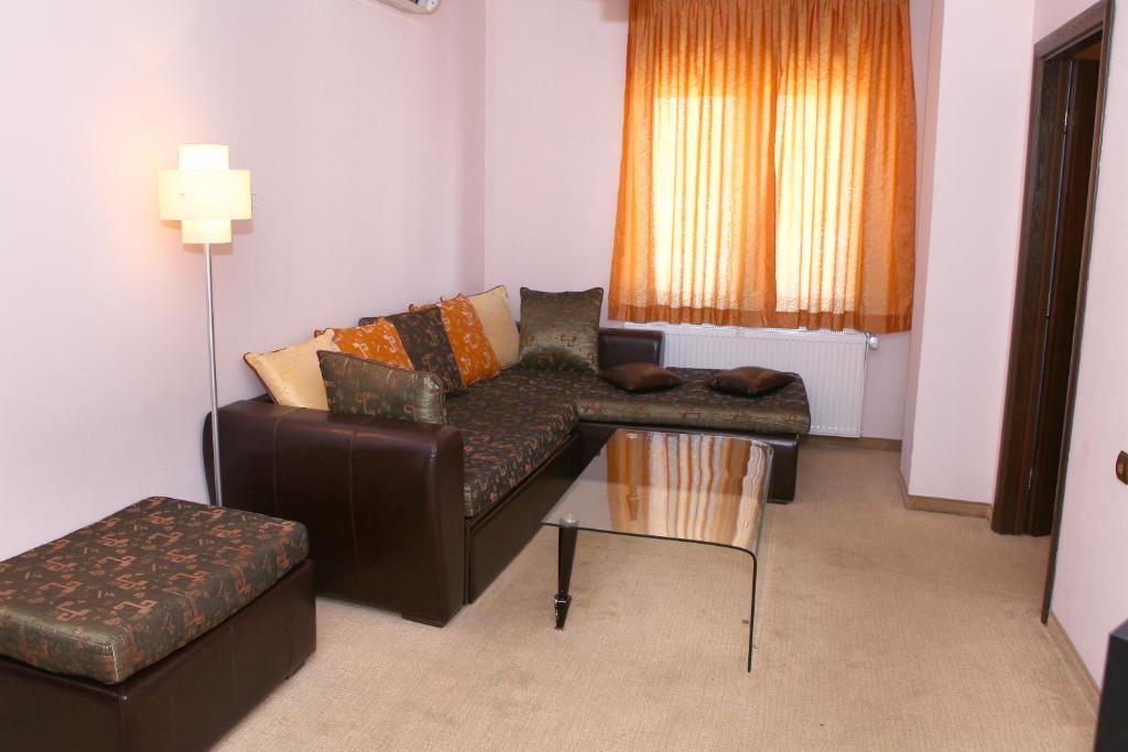 Hotel Finix Szandanszki Szoba fotó